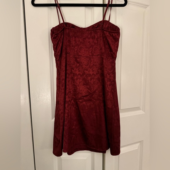 Princess Polly Dress - Picture 4 of 7